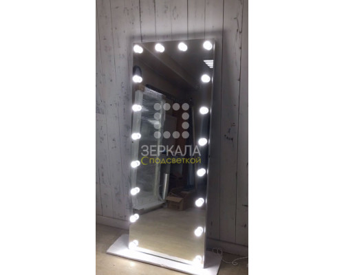 Безрамное гримерное зеркало с подсветкой лампочками 180х60